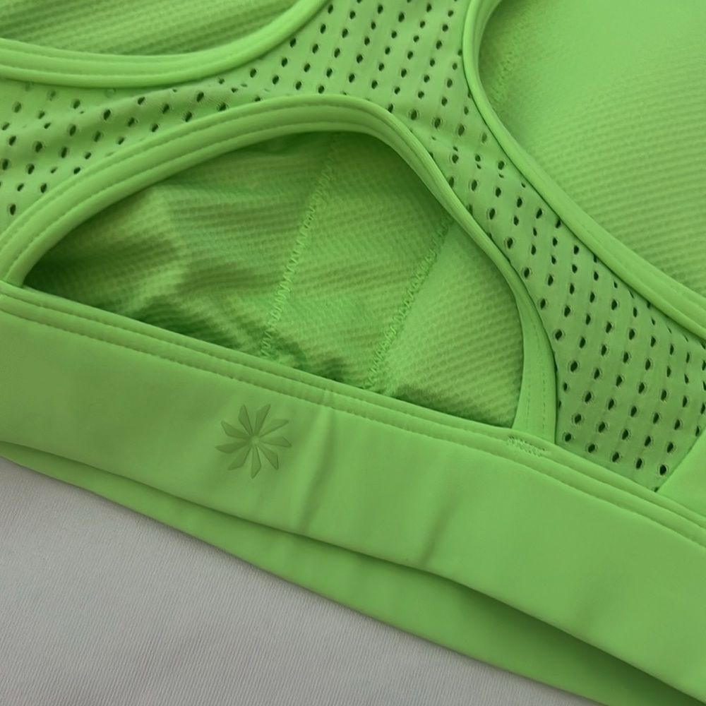 ATHLETA Ultimate Air Sports Bra in Neon Green XS - Picture 2 of 4